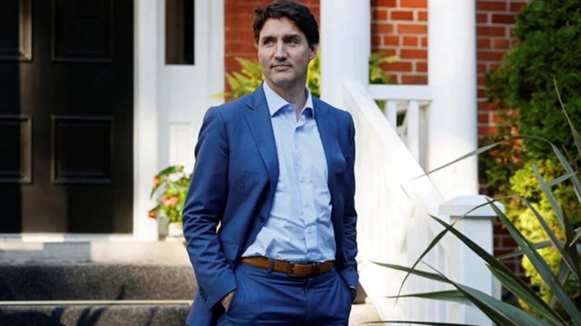 Liberal stronghold loss prompts calls for Trudeau to step down